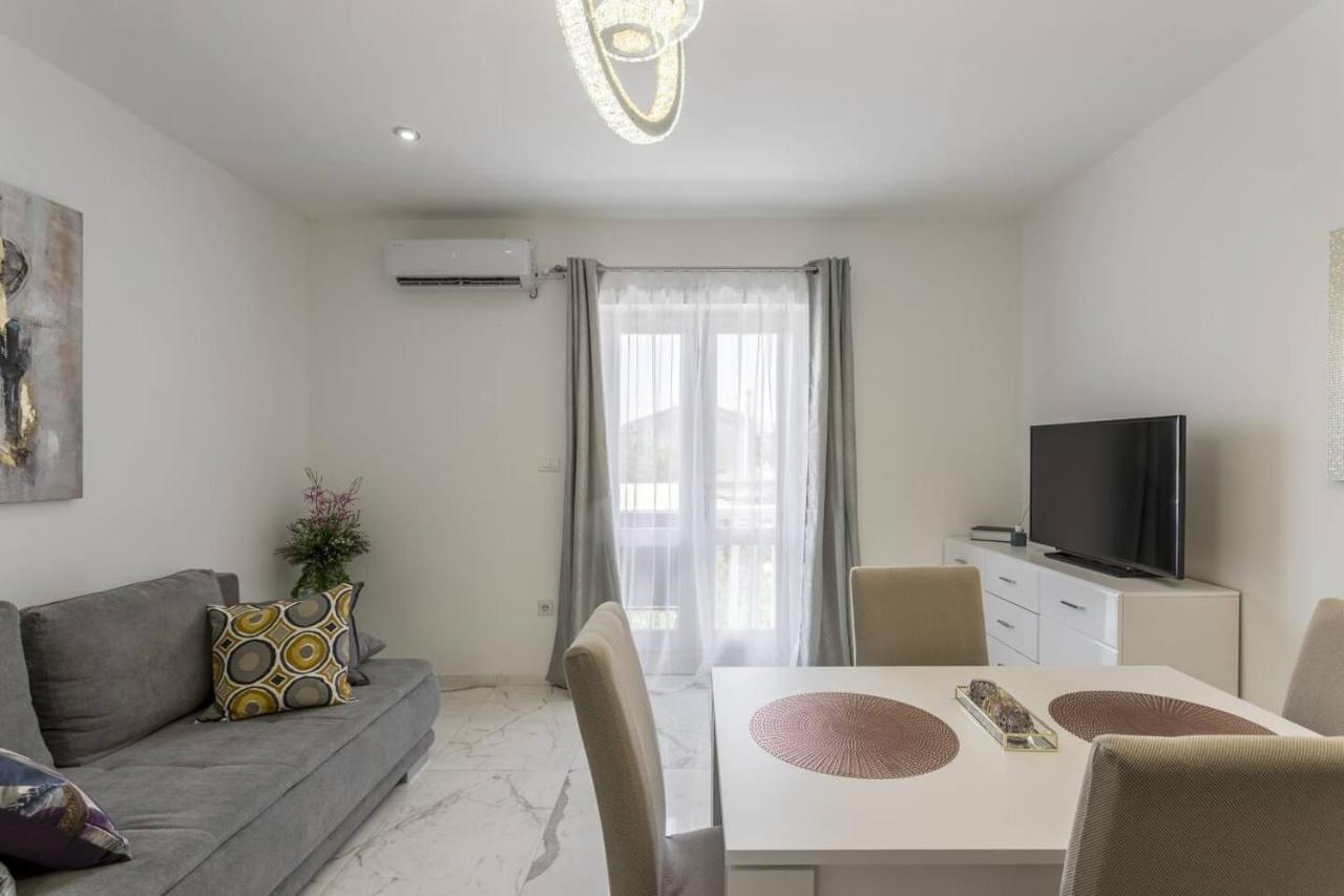 וודיצה Royal Gold Apartment מראה חיצוני תמונה